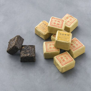 Alternative view of SHU PU ERH KUBELIS
